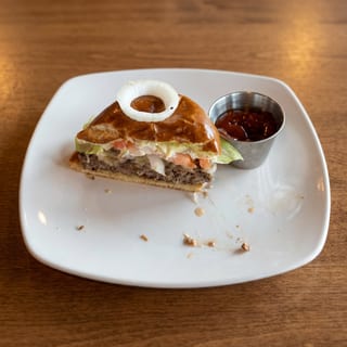 Mushroom Swiss Cheeseburger